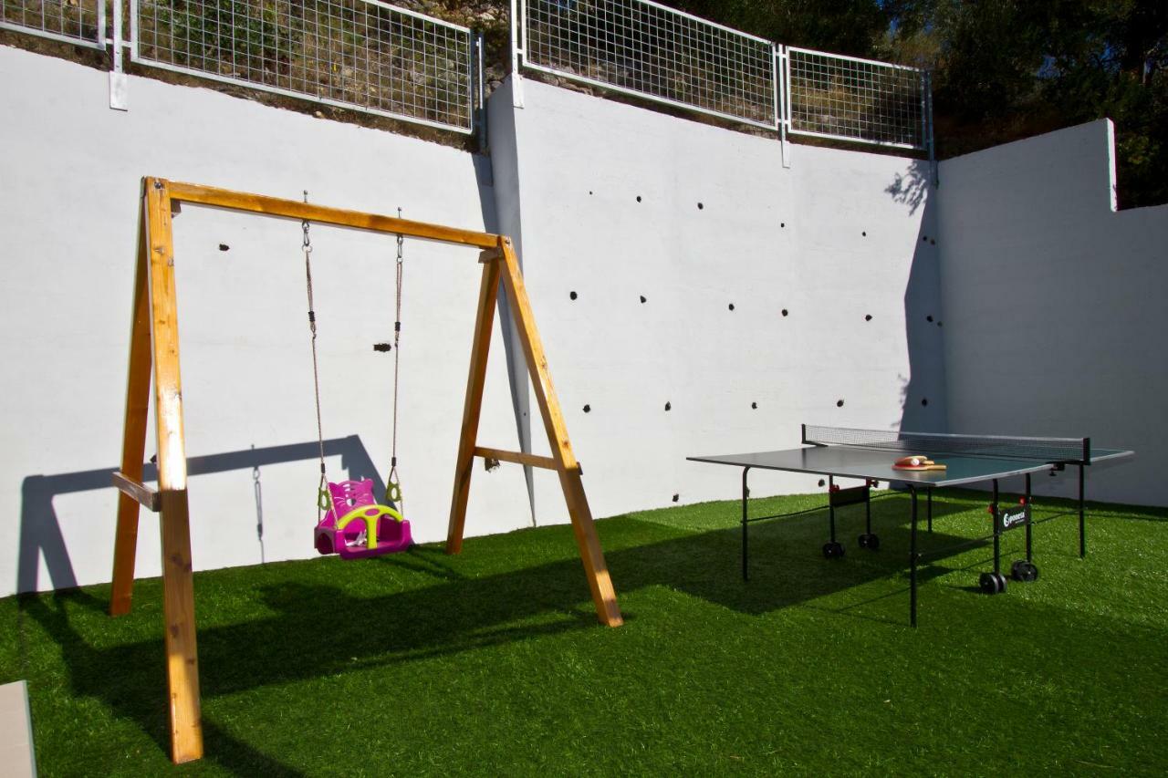 Villa Omis Michy - Family House For Big And Small Groups Exterior foto
